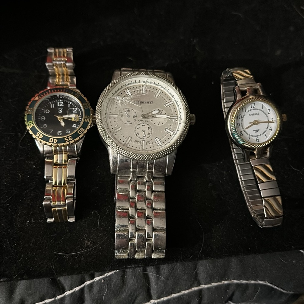 Vintage Hennessey Time Men's Watch with Silver Tone Link Band & 2 ladies watches